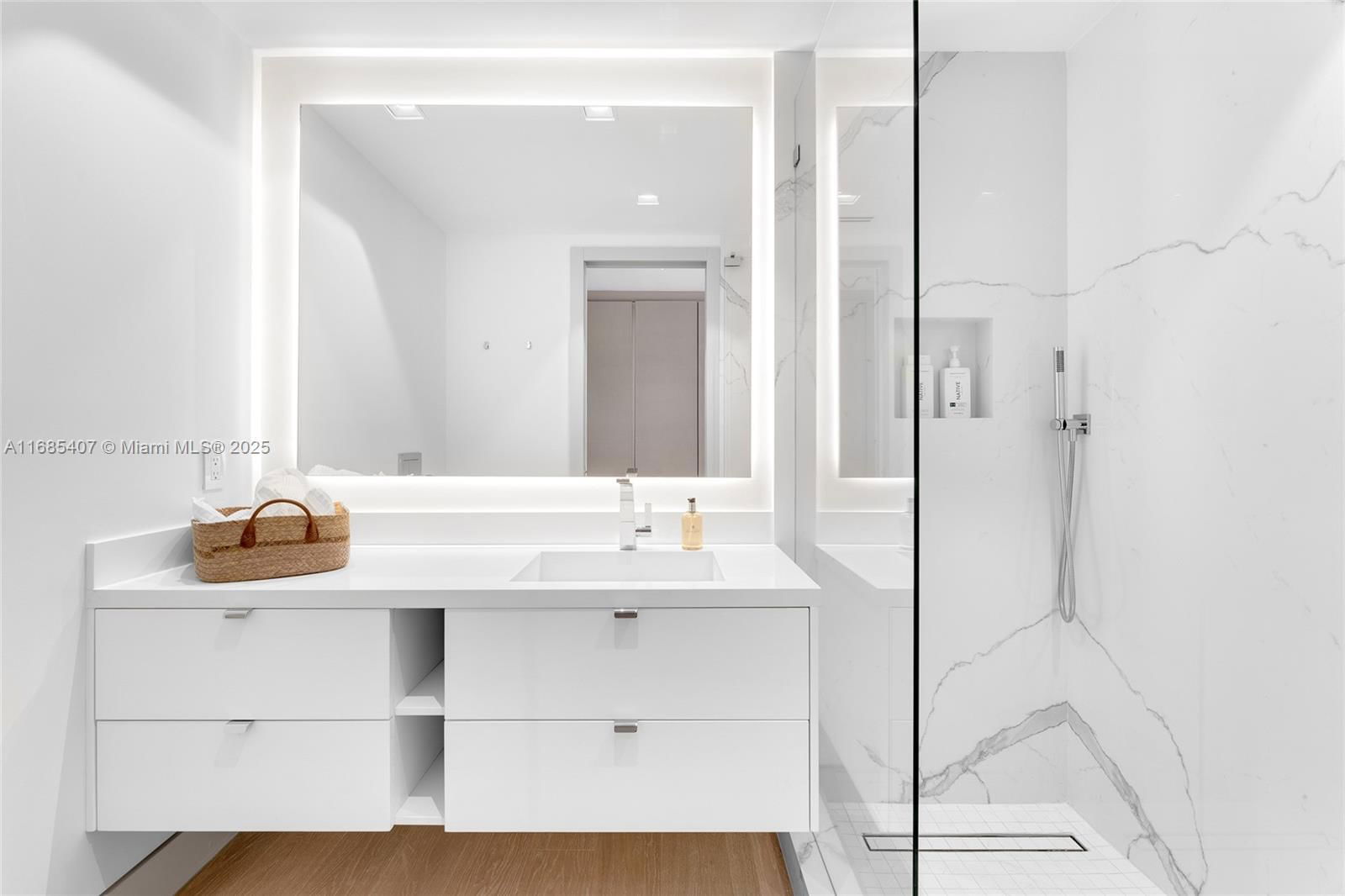 Real estate property located at 7917 Fisher Island Dr #7917, Miami-dade, Fisher Island, Miami Beach, FL