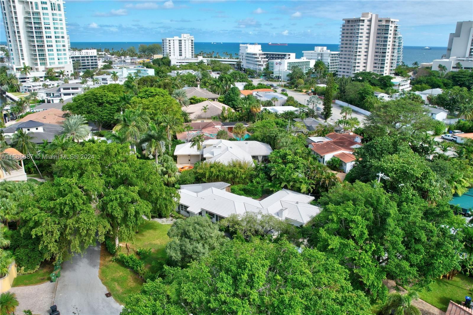 Real estate property located at 1236 Lake Dr, Broward, HARBOR BEACH, Fort Lauderdale, FL