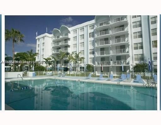 Real estate property located at 498 165th St Rd D-607, Miami-dade, Montecarlo Condo, Miami, FL