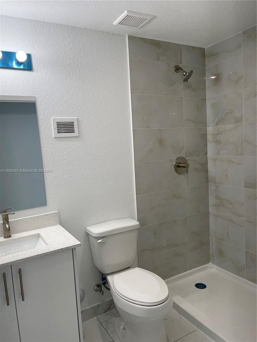 Real estate property located at 25868 144th Ave #25868, Miami-dade, Paradise One Pb 175-084 T-, Homestead, FL