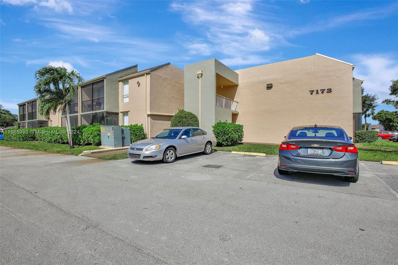 Real estate property located at 7173 Orange Dr #115B, Broward, COUNTRY PINES CONDO, Davie, FL