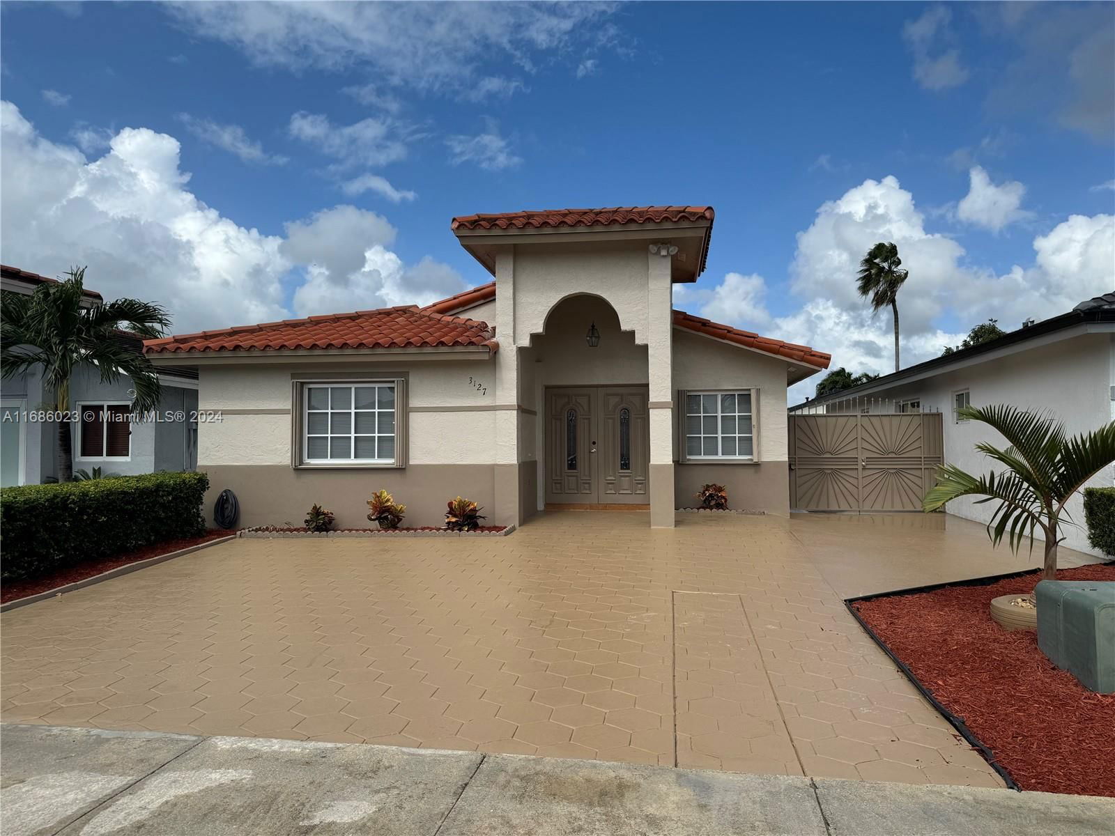 Real estate property located at 3127 69th Pl, Miami-Dade, EL PRADO COUNTRY CLUB 4TH, Hialeah, FL