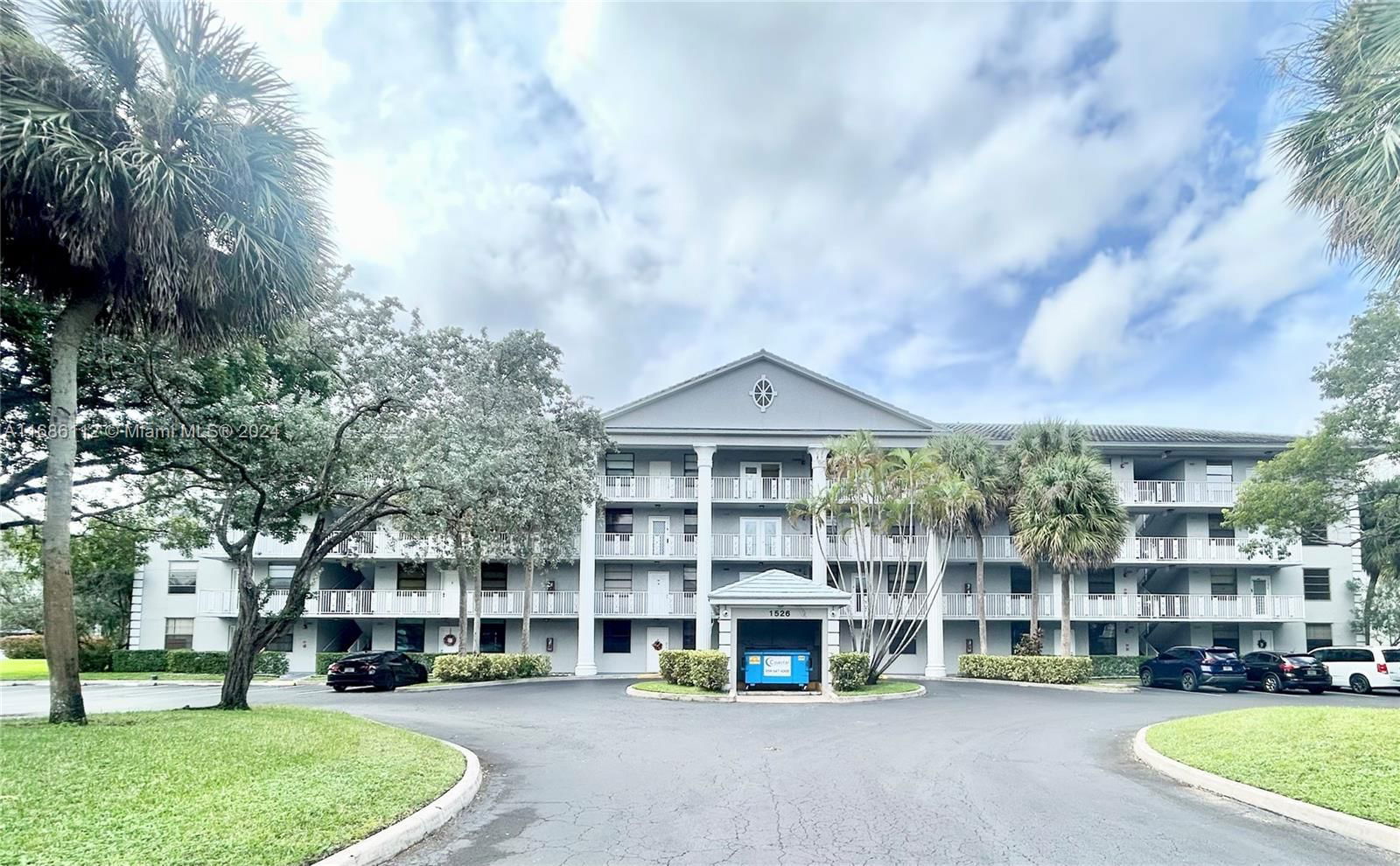 Real estate property located at 1526 Whitehall Dr #201, Broward, CONDO 13 OF WHITEHALL CON, Davie, FL