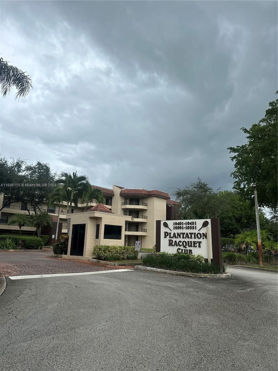 Real estate property located at 10551 Broward Blvd #101, Broward, PLANTATION RACQUET CLUB, Plantation, FL