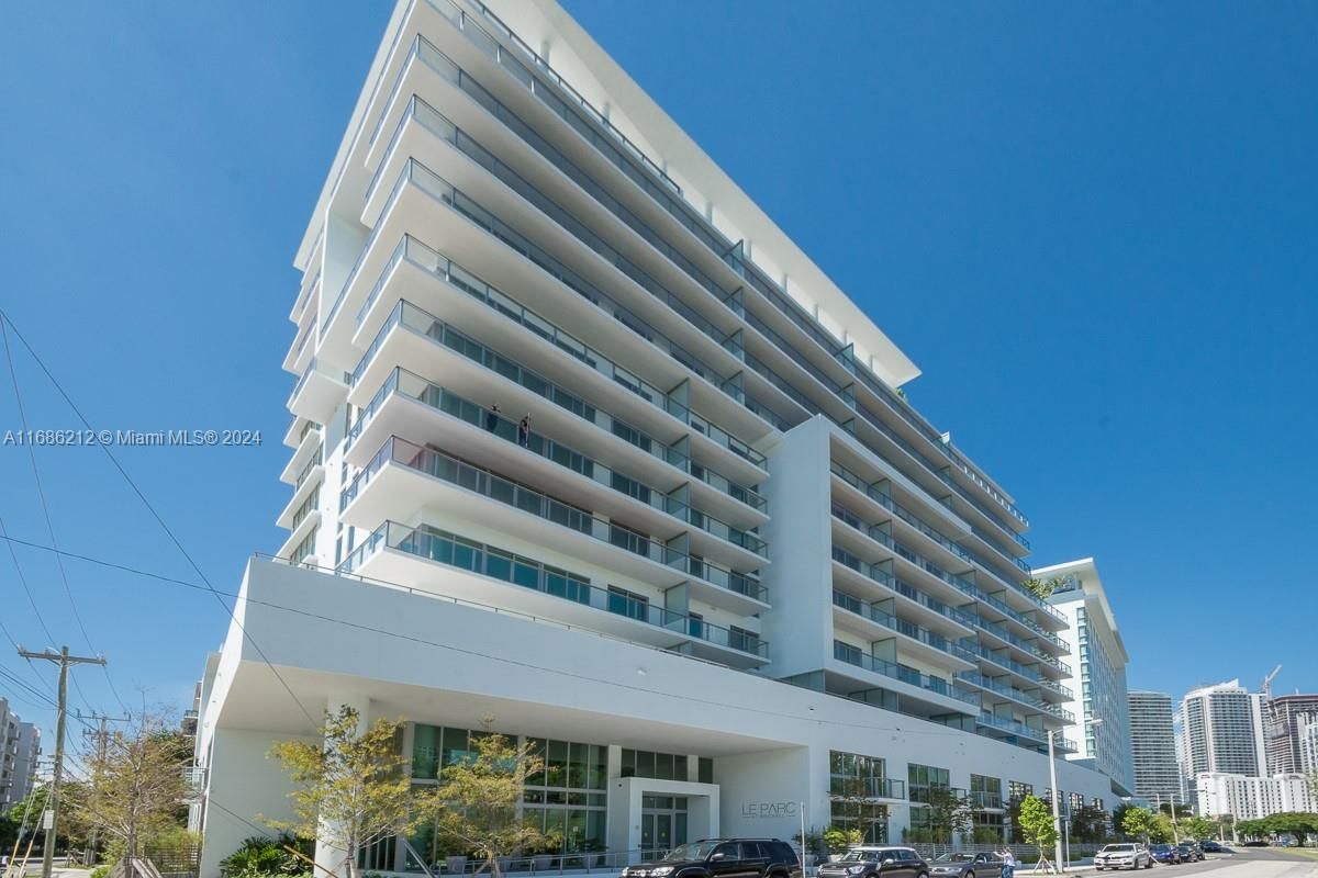 Real estate property located at 1600 1st Ave #1104, Miami-Dade, LE PARC AT BRICKELL, Miami, FL