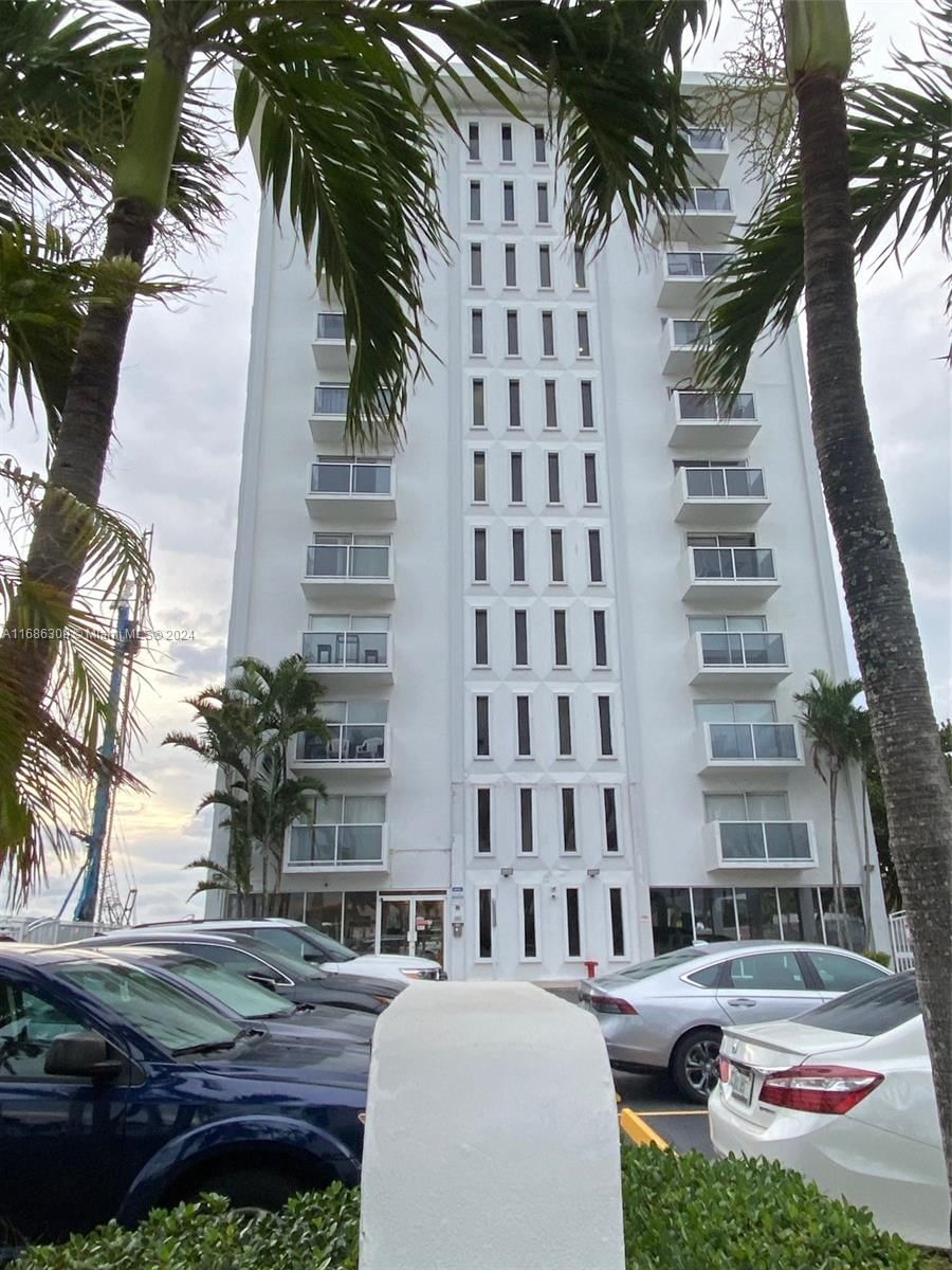 Real estate property located at 5313 Collins Ave #310, Miami-Dade, THE AMETHYST CONDO, Miami Beach, FL