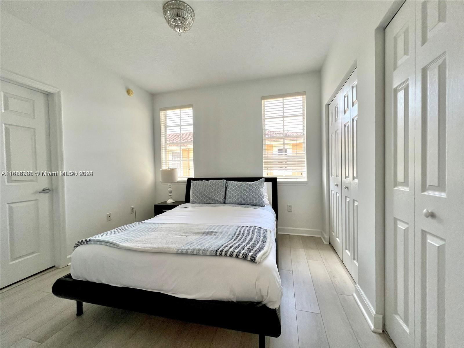 Real estate property located at 2065 Ocean Dr TH1, Broward, 2080 Ocean Drive Condo, Hallandale Beach, FL
