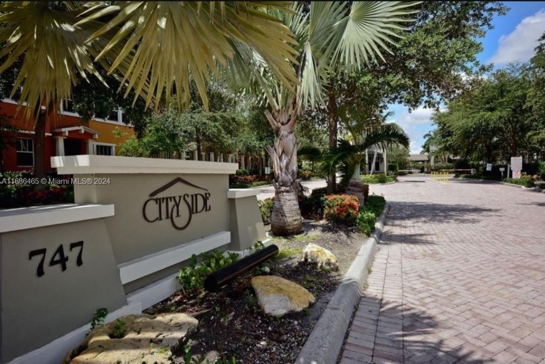 Real estate property located at 833 Millbrae Ct #5, Palm Beach, CITYSIDE CONDO, West Palm Beach, FL