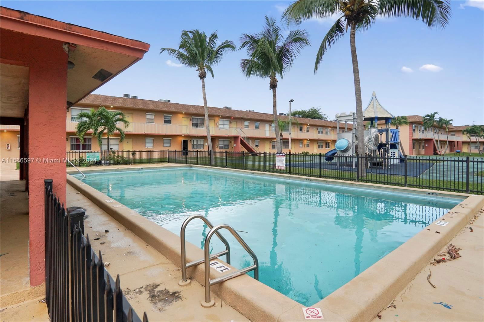 Real estate property located at 101 41st St #91F, Broward, Courts At Oakland Park, Oakland Park, FL