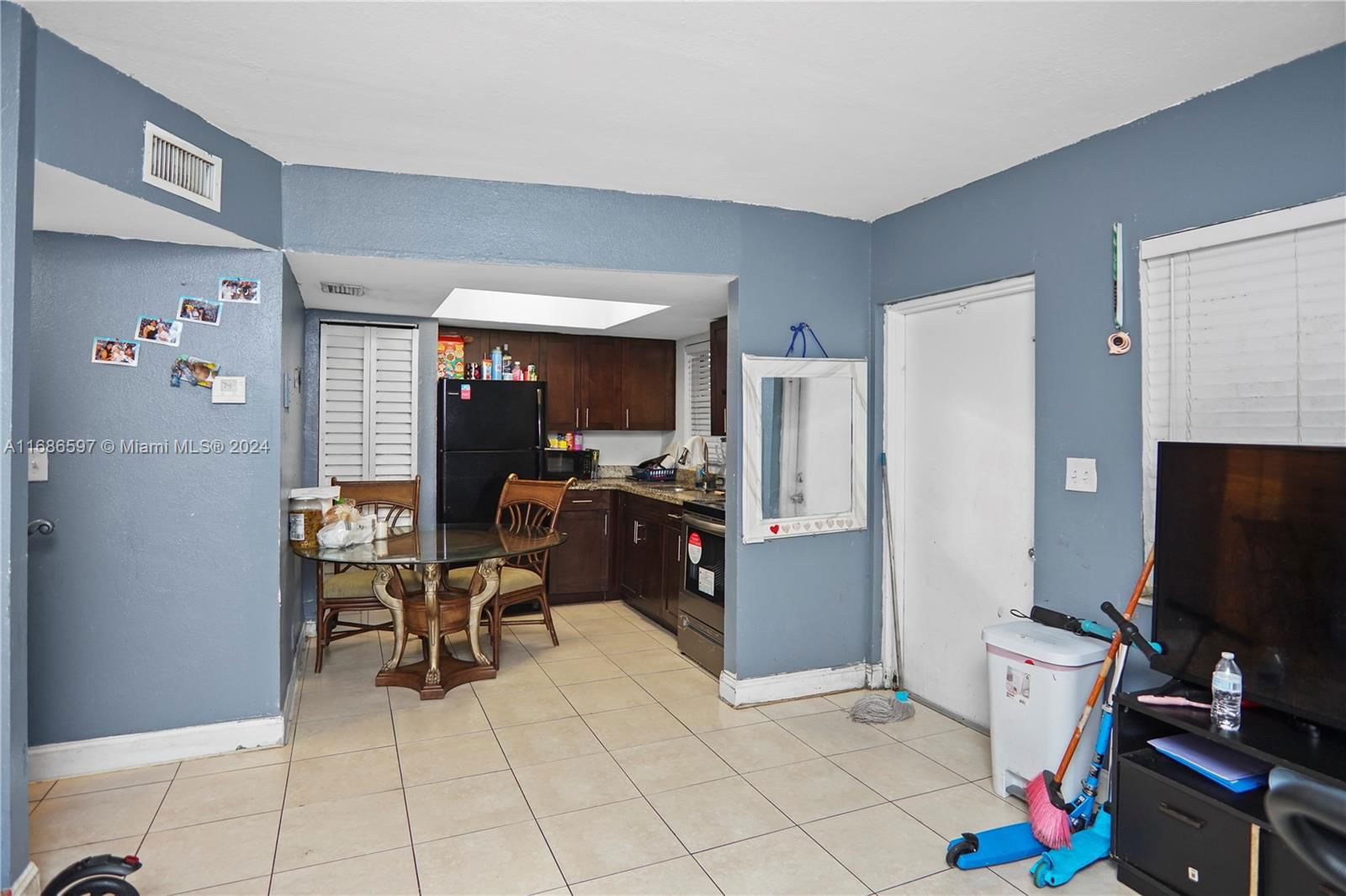 Real estate property located at 101 41st St #91F, Broward, Courts At Oakland Park, Oakland Park, FL