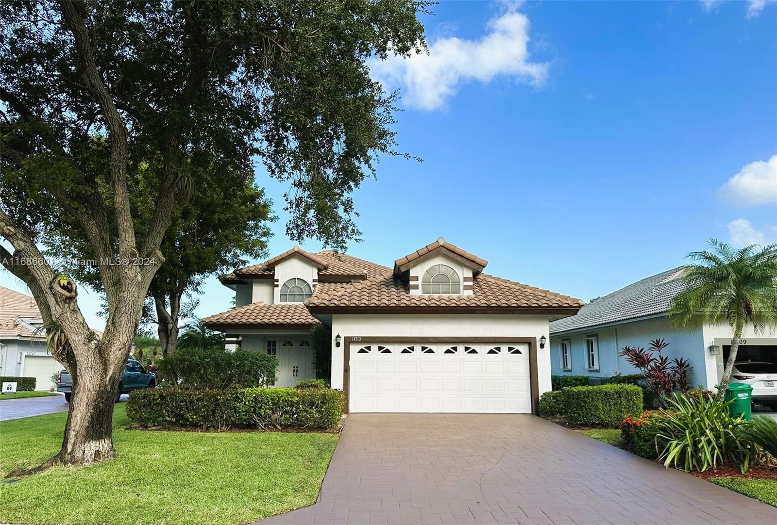 Real estate property located at 11713 Highland Pl, Broward, EAGLE TRACE, Coral Springs, FL