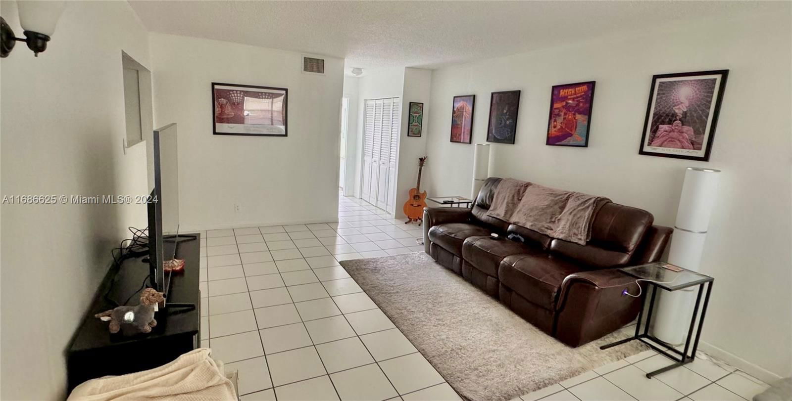 Real estate property located at 500 2nd St #223, Broward, PALM VILLAGE CLUB CONDO, Dania Beach, FL