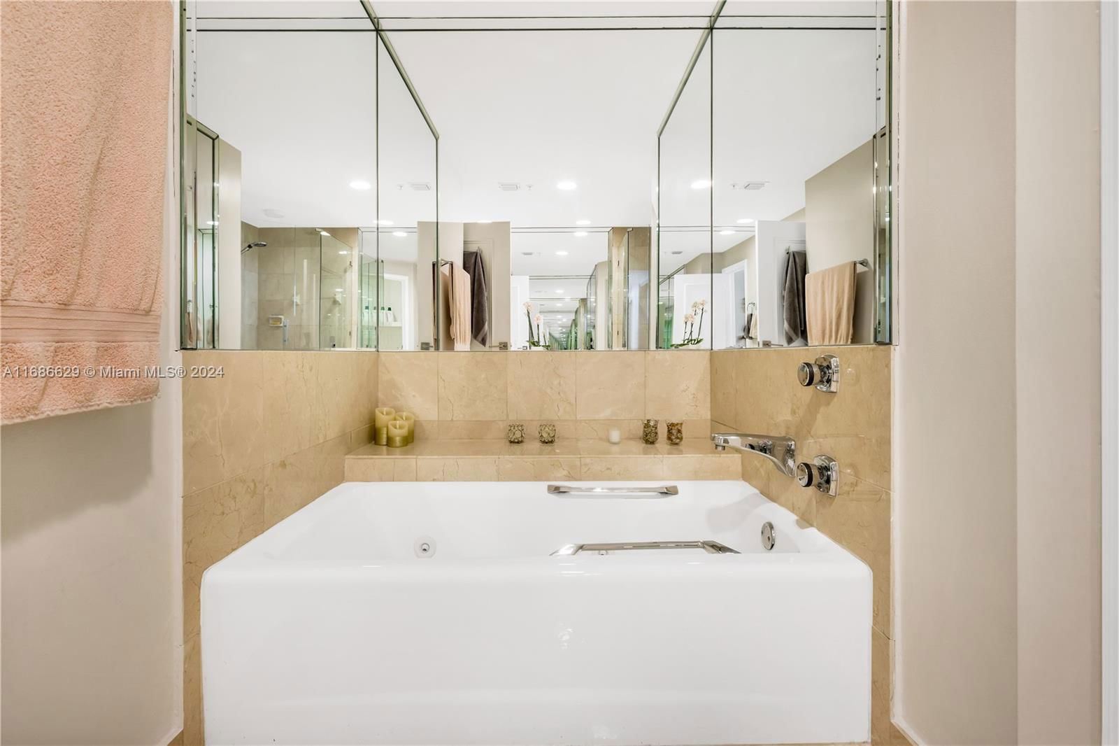 Real estate property located at 888 Brickell Key Dr #1908, Miami-dade, One Tequesta Point Condo, Miami, FL