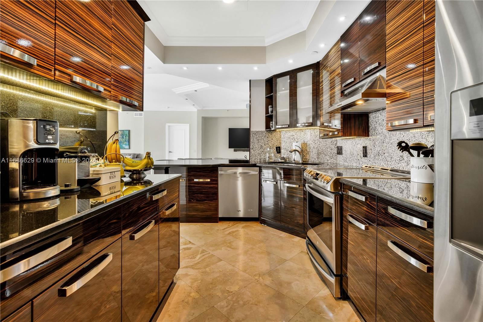 Real estate property located at 888 Brickell Key Dr #1908, Miami-dade, One Tequesta Point Condo, Miami, FL