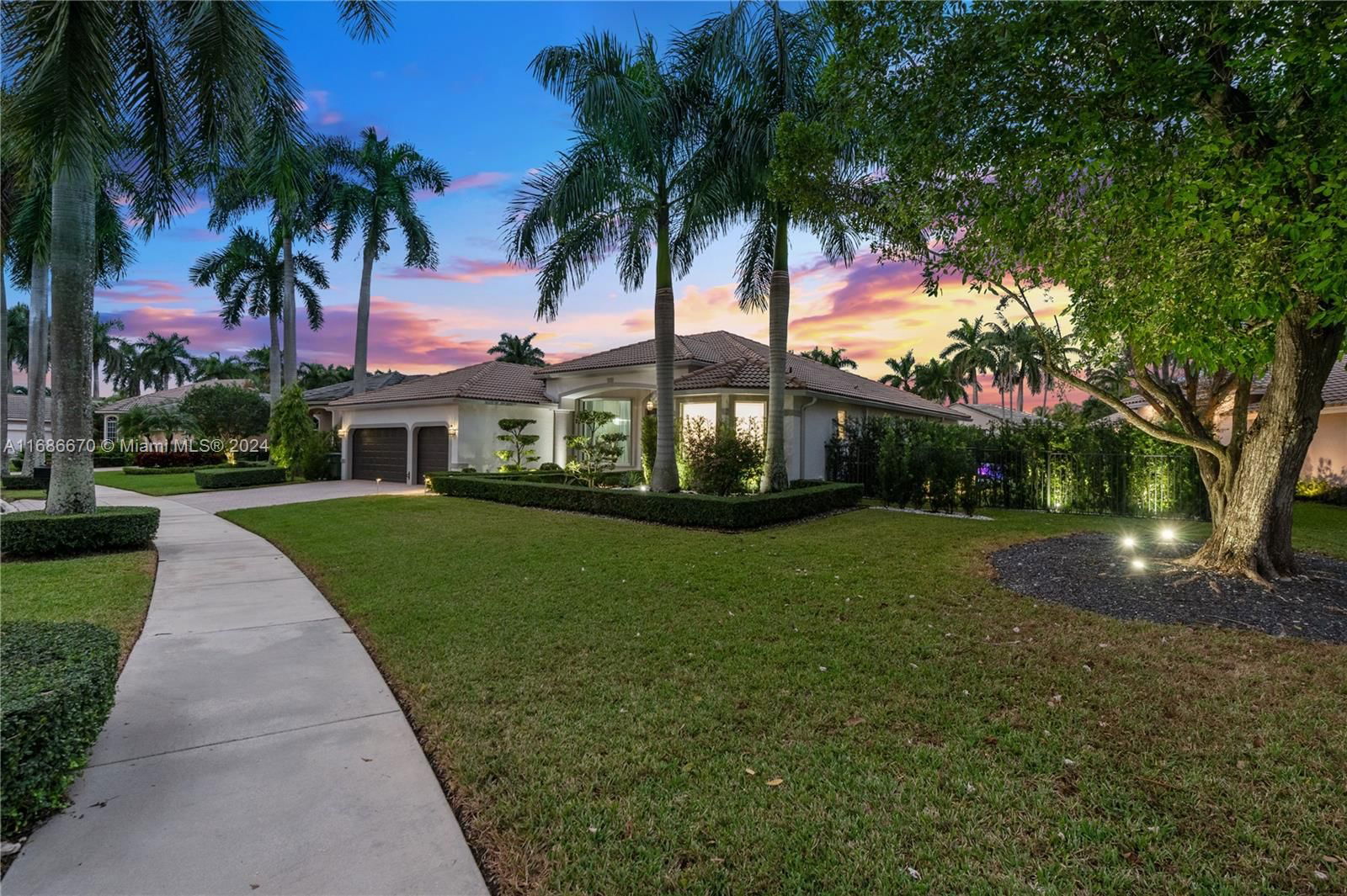 Real estate property located at 2558 Eagle Run Ln, Broward, SECTOR 7 - PARCELS F G H, Weston, FL