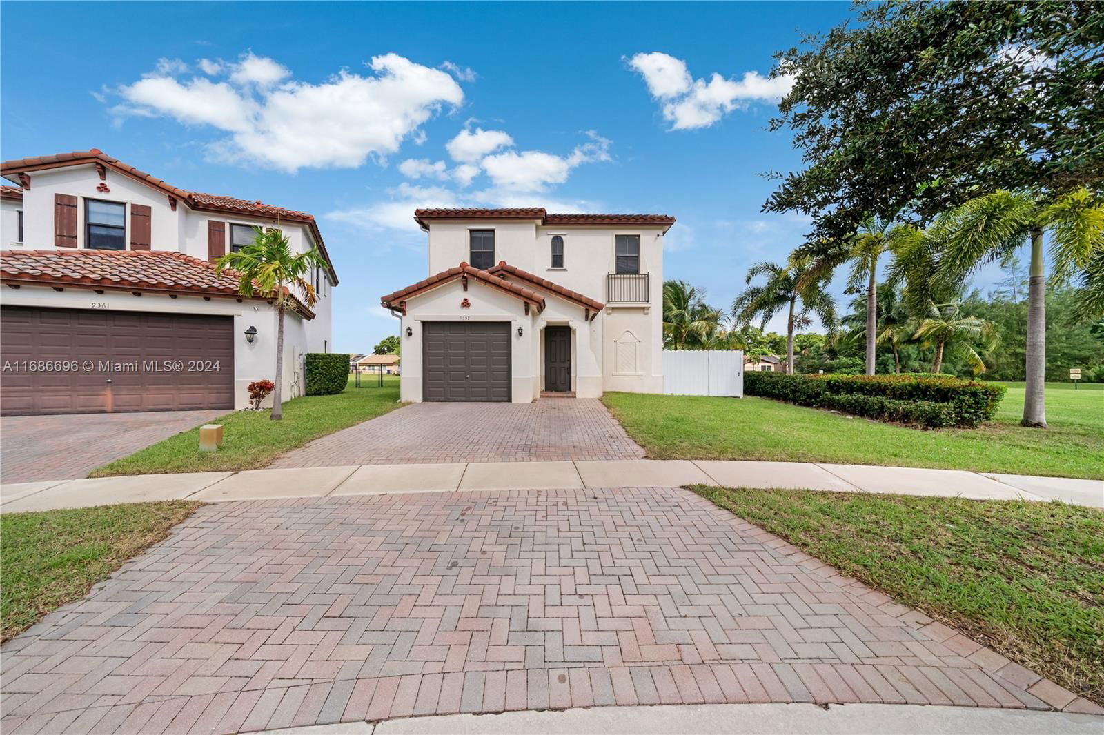 Real estate property located at 9357 34th Ct, Broward, FOXCROFT HOMES, Miramar, FL