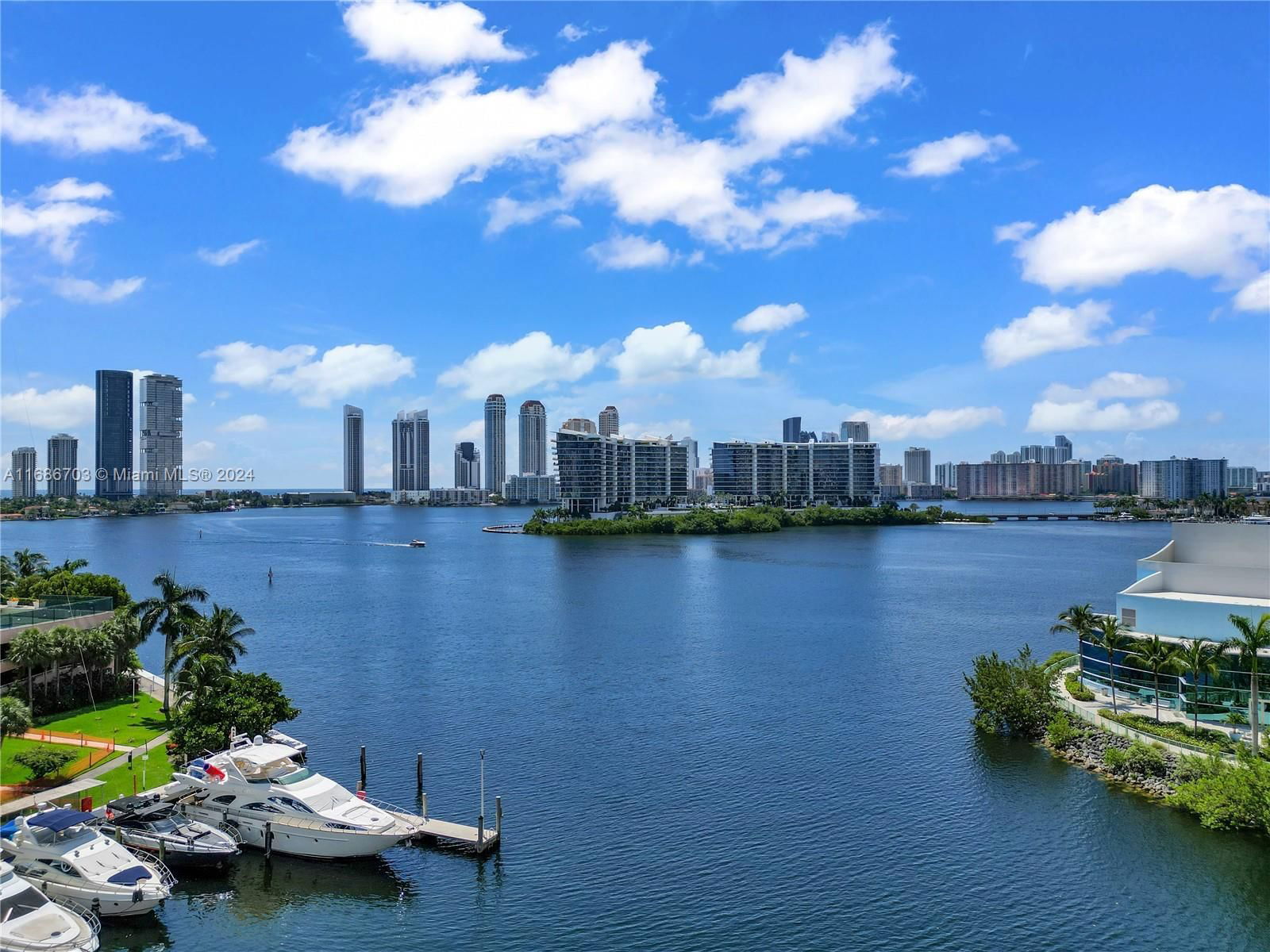 Real estate property located at 3330 190th St #511, Miami-Dade, AVENTURA MARINA CONDO NUM, Aventura, FL