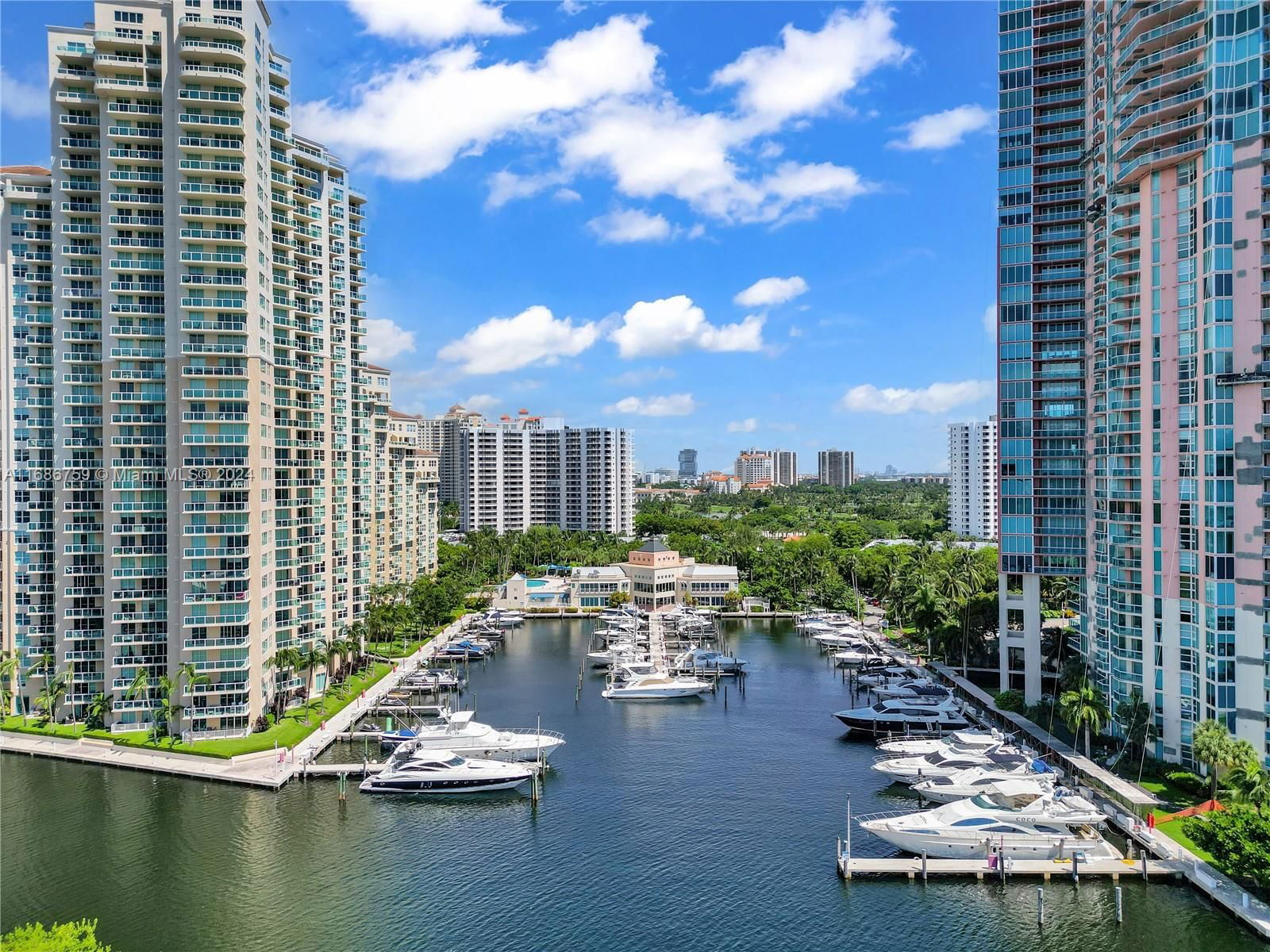 Real estate property located at 3340 190TH #502, Miami-Dade, AVENTURA MARINA CONDO NUM, Aventura, FL