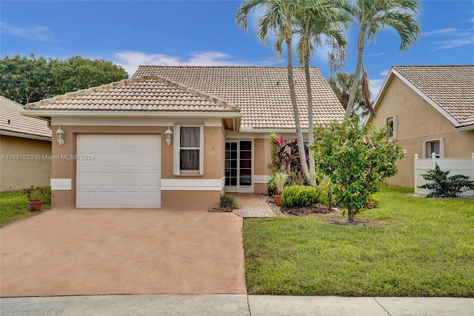 Real estate property located at 12998 Hampton Lakes Cir, Palm Beach, HAMPTON LAKES, Boynton Beach, FL