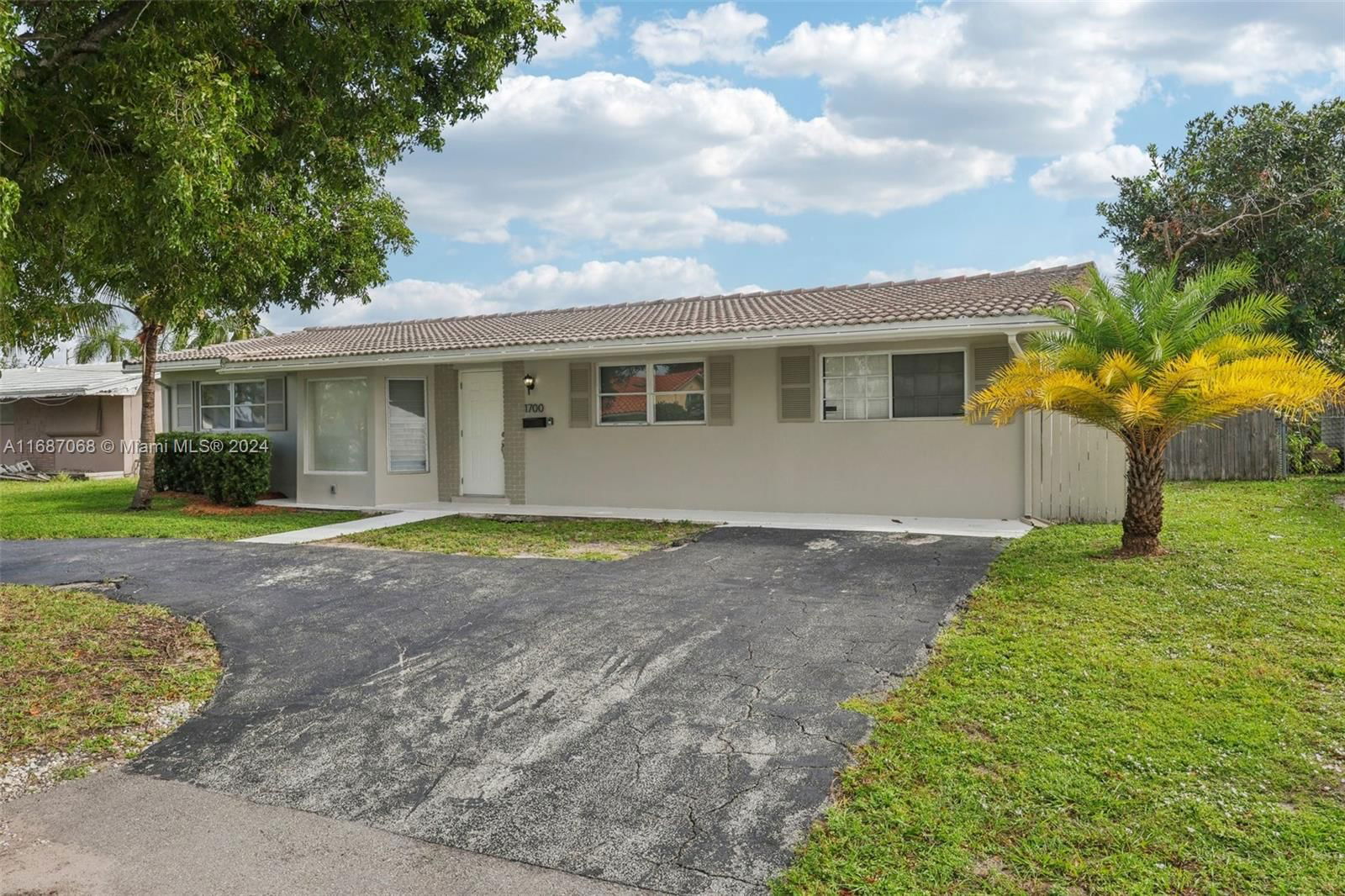 Real estate property located at 1700 5th Ave, Broward, BOULEVARD PARK ISLES SEC, Pompano Beach, FL