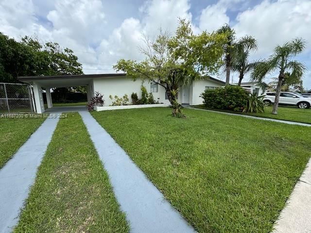 Real estate property located at 11821 176th St, Miami-Dade, SO MIAMI HEIGHTS MANOR, Miami, FL