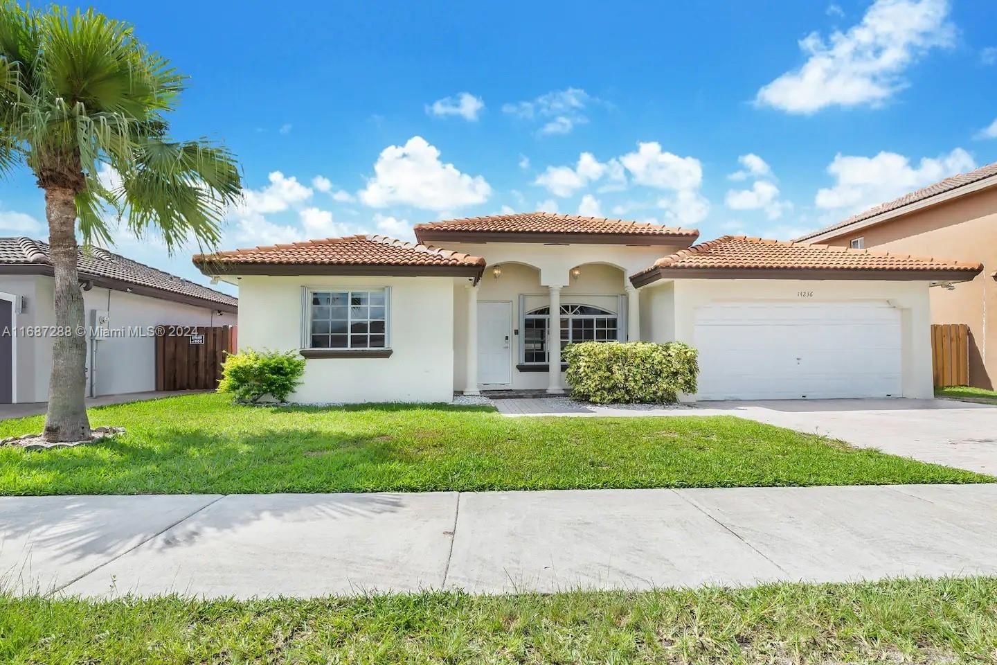 Real estate property located at 14236 164th Ter, Miami-Dade, LAGUNA PONDS SEC 2, Miami, FL