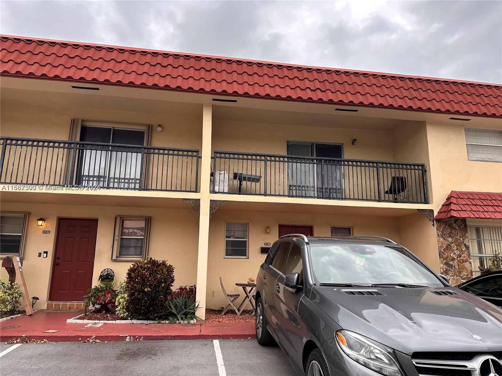 Real estate property located at 4136 65th Ave #75, Broward, BRENTWOOD TOWNHOUSE 3 CON, Davie, FL