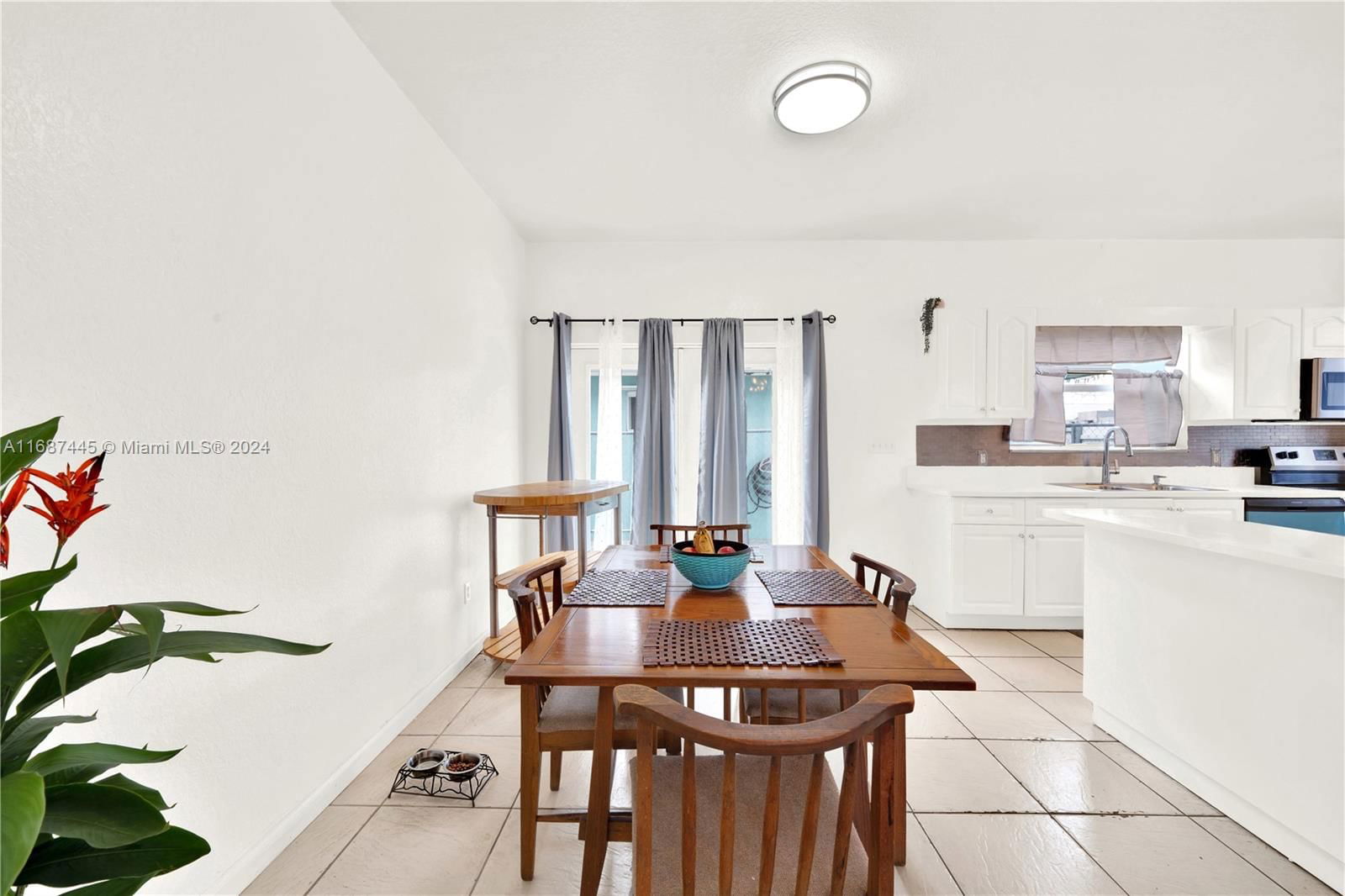 Real estate property located at 3160 58th St, Miami-dade, Hialeah Heights, Miami, FL