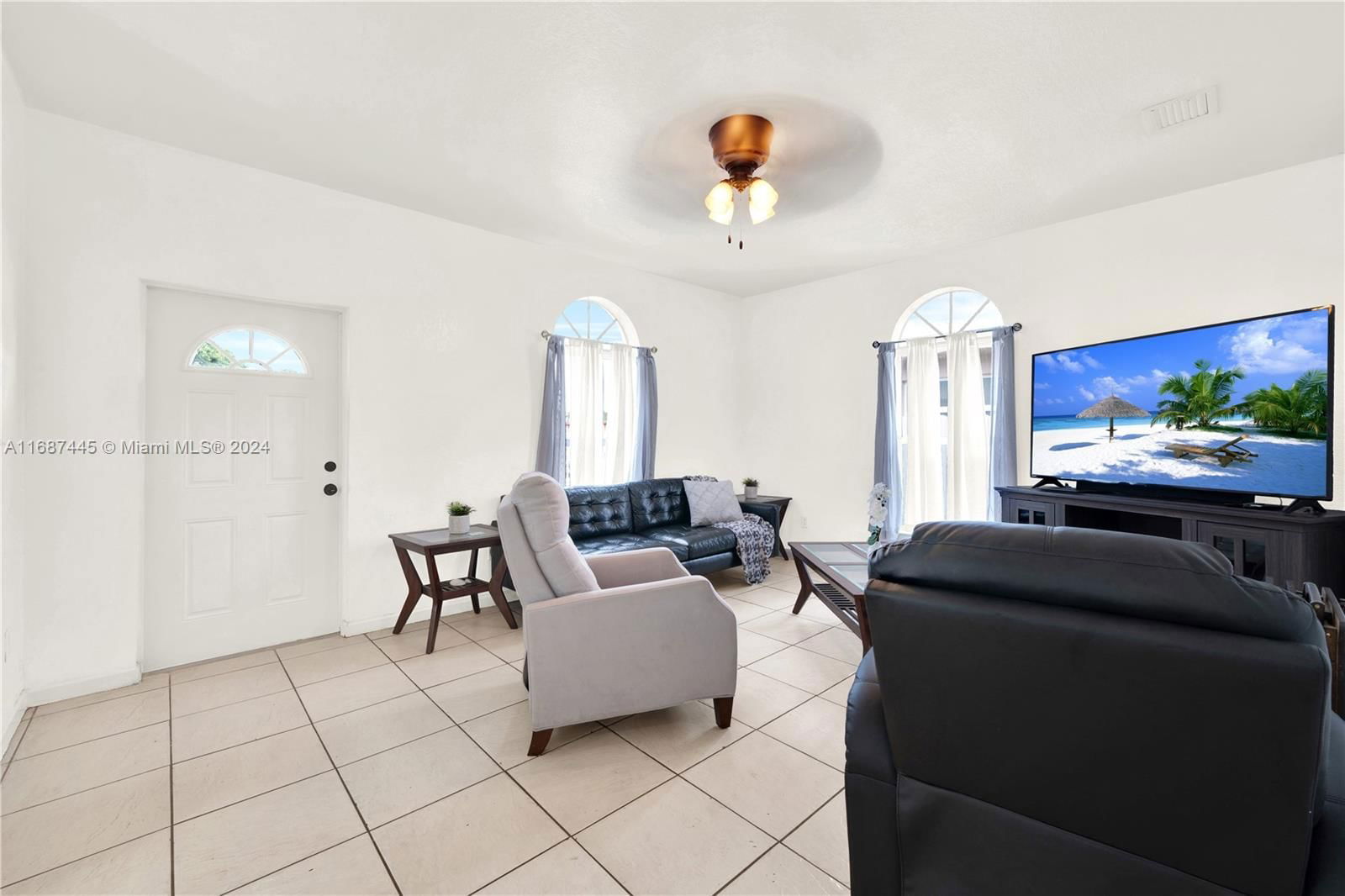 Real estate property located at 3160 58th St, Miami-dade, Hialeah Heights, Miami, FL