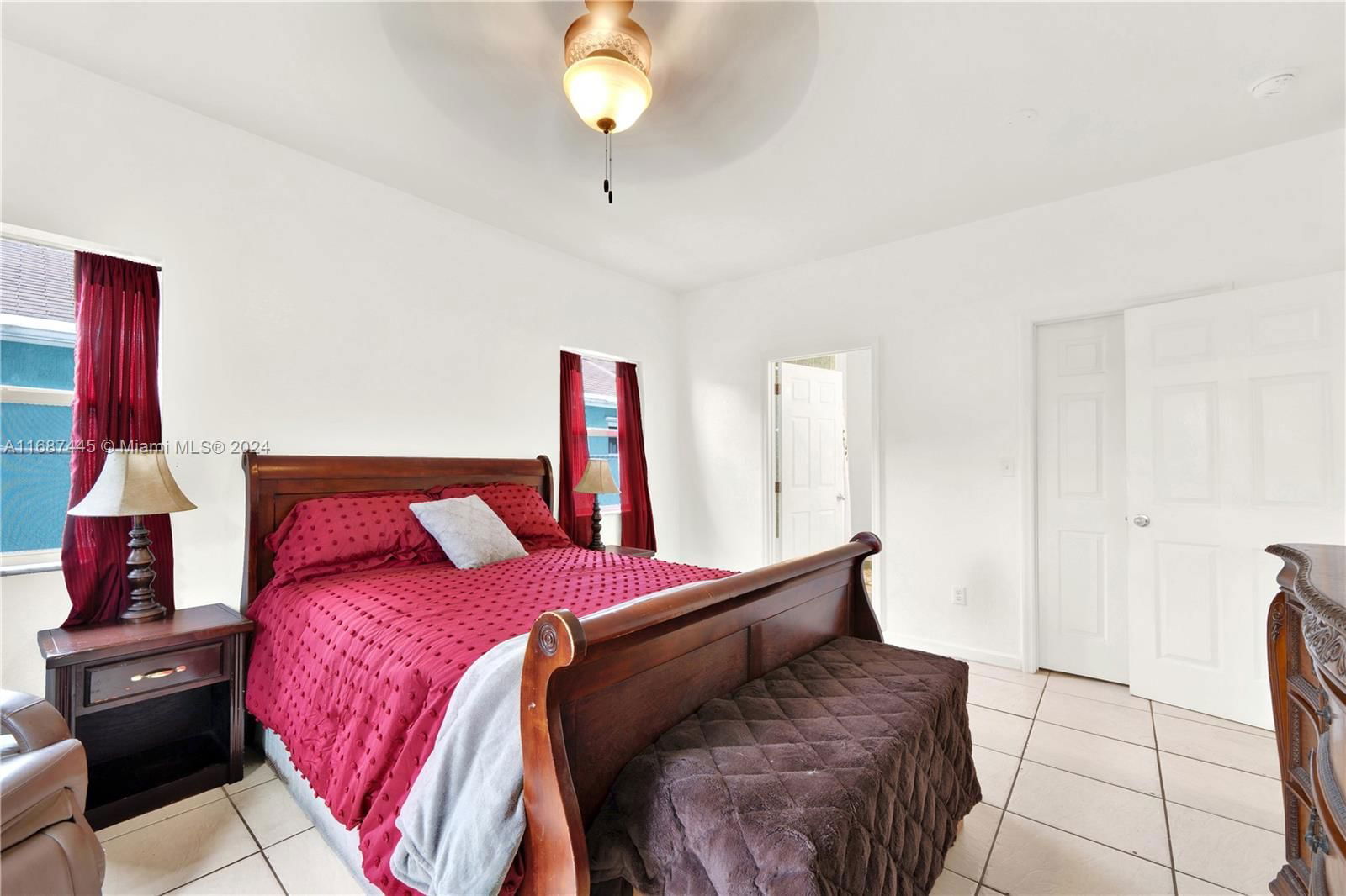 Real estate property located at 3160 58th St, Miami-dade, Hialeah Heights, Miami, FL