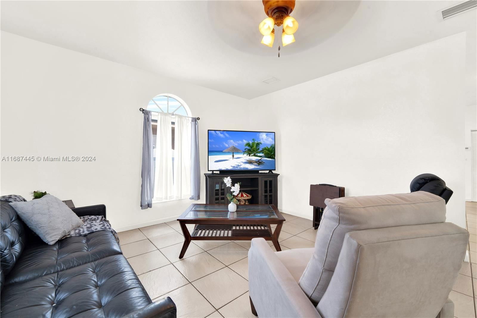 Real estate property located at 3160 58th St, Miami-dade, Hialeah Heights, Miami, FL