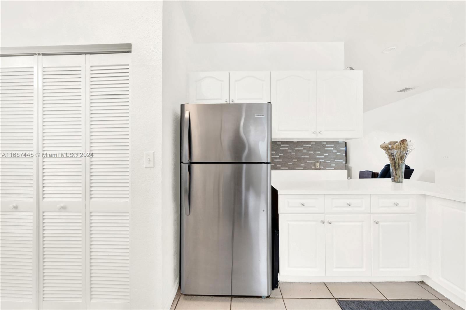 Real estate property located at 3160 58th St, Miami-dade, Hialeah Heights, Miami, FL