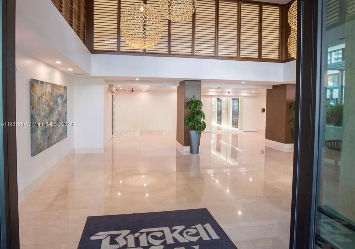 Real estate property located at 540 Brickell Key Dr #1801, Miami-Dade, BRICKELL KEY II CONDO, Miami, FL