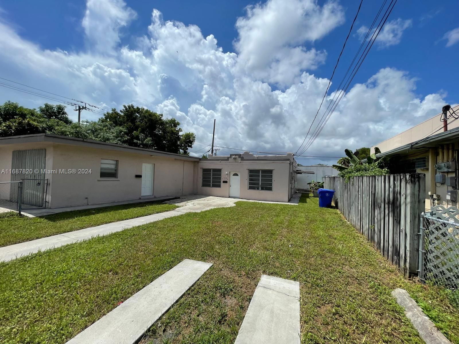 Real estate property located at 1028 30th Ave, Miami-Dade, HICKSONS SUB, Miami, FL