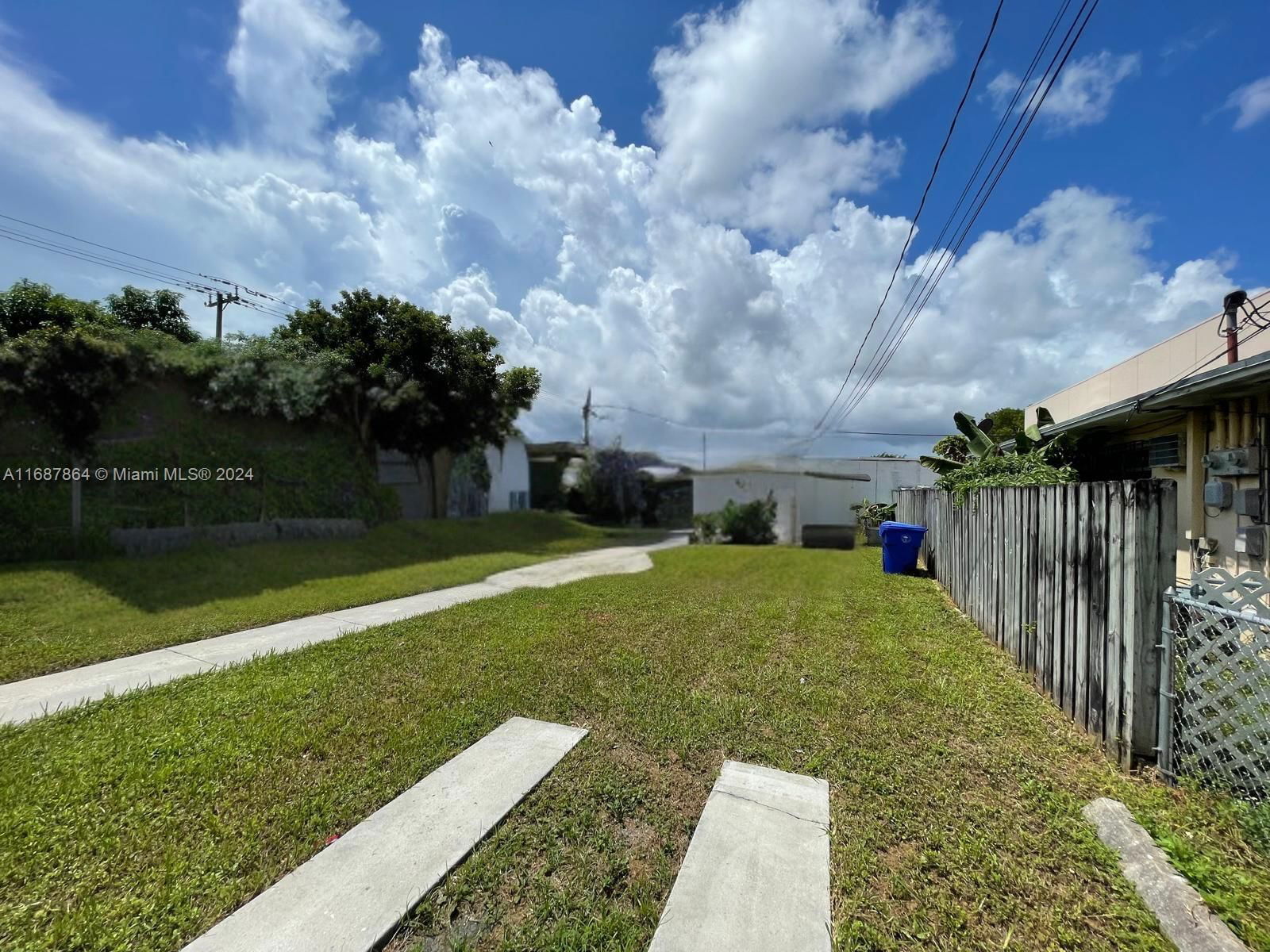 Real estate property located at 1028 30th Ave, Miami-Dade, HICKSONS SUB, Miami, FL