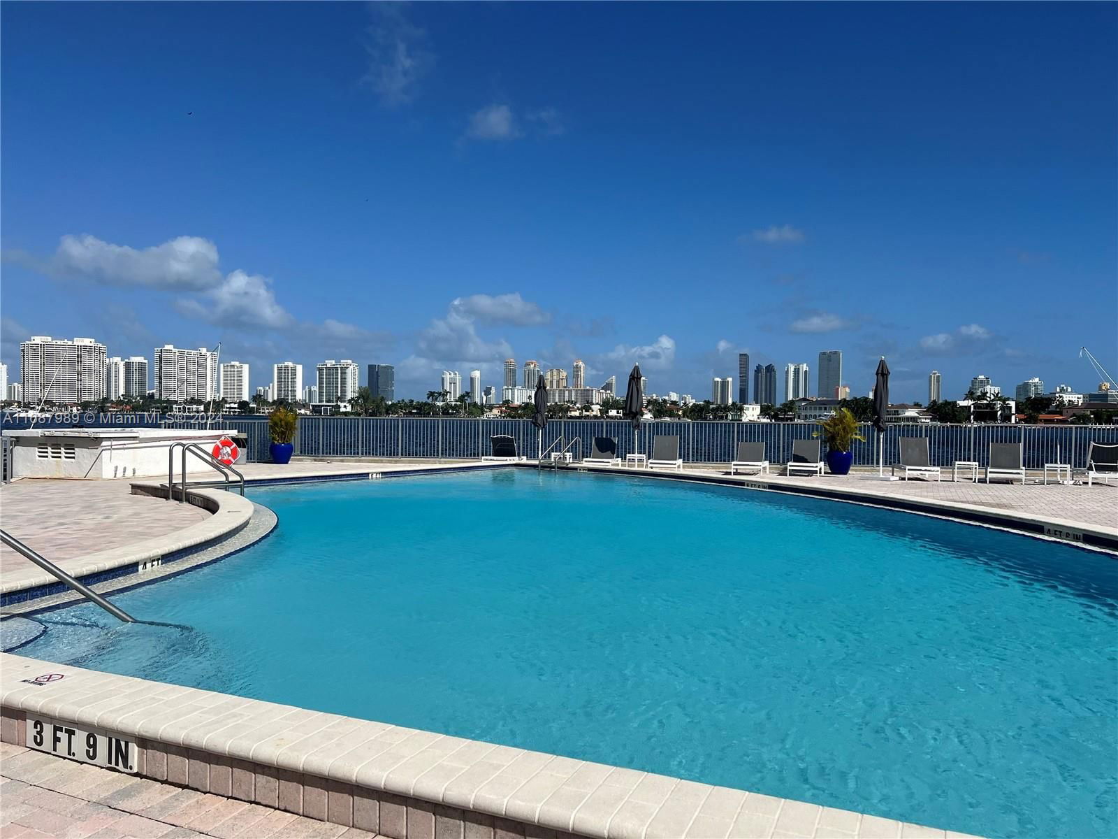 Real estate property located at 16570 26th Ave #6F, Miami-Dade, REEF SOUTH CONDO, North Miami Beach, FL