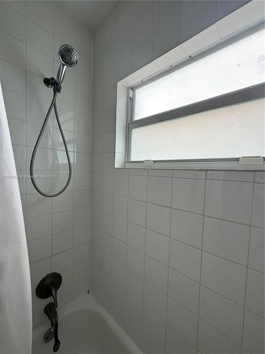 Real estate property located at 1550 151st Ter, Miami-dade, Washington Park, North Miami Beach, FL