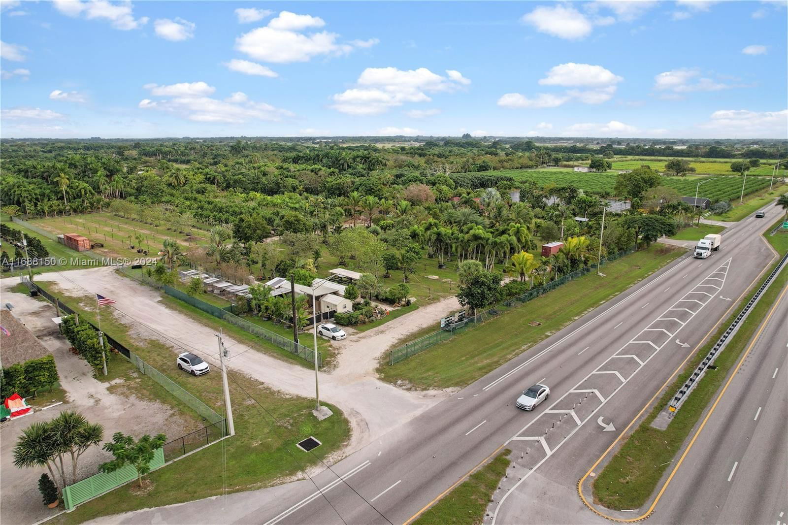 Real estate property located at 188 ST ON 177 TH (KROME) AVENUE, Miami-Dade, 5 ACRE KROME AVE AGRI, Unincorporated Dade, FL