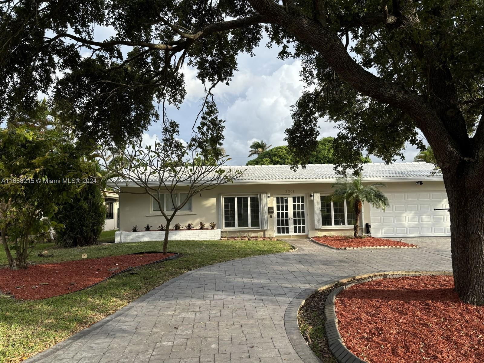 Real estate property located at 3201 Harrison St, Broward, CENTRAL GOLF SEC OF HOLLY, Hollywood, FL