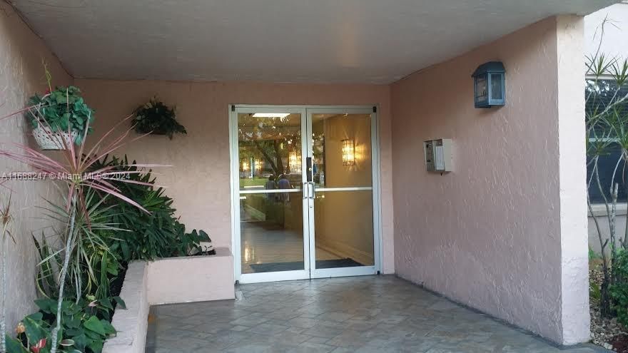 Real estate property located at 3821 Environ Blvd #610, Broward, CONDOMINIUM 1 OF ENVIRON, Lauderhill, FL