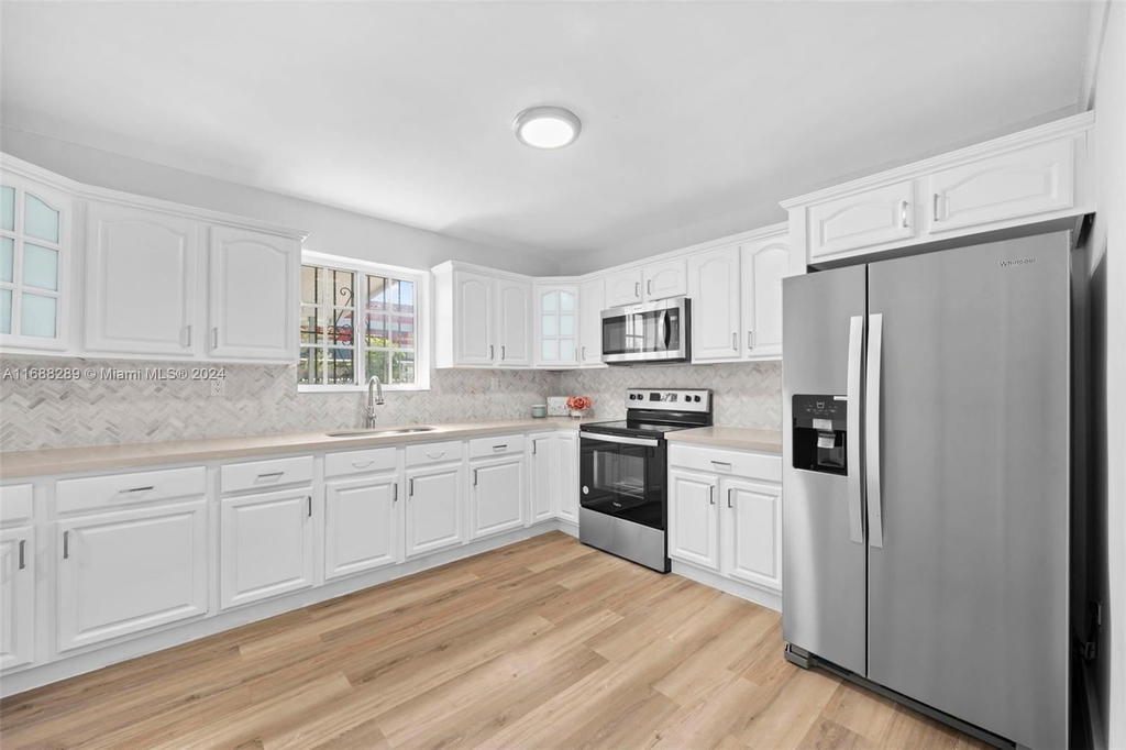 Real estate property located at 361 39th St, Miami-dade, Cobos Fronton Sub 2, Hialeah, FL