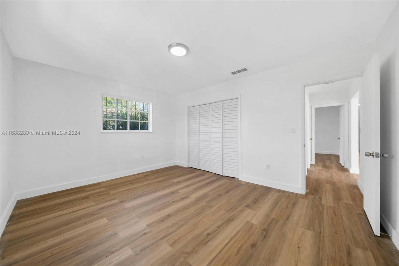 Real estate property located at 361 39th St, Miami-dade, Cobos Fronton Sub 2, Hialeah, FL
