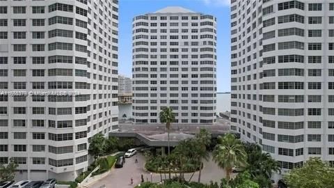 Real estate property located at 825 Brickell Bay Dr #451, Miami-Dade, FOUR AMBASSADORS CONDO PH, Miami, FL