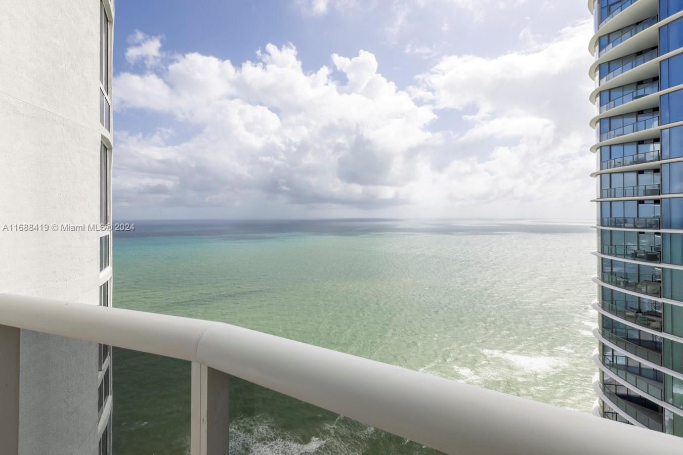 Real estate property located at 15811 Collins Ave #4002, Miami-Dade, TDR TOWER III CONDO, Sunny Isles Beach, FL