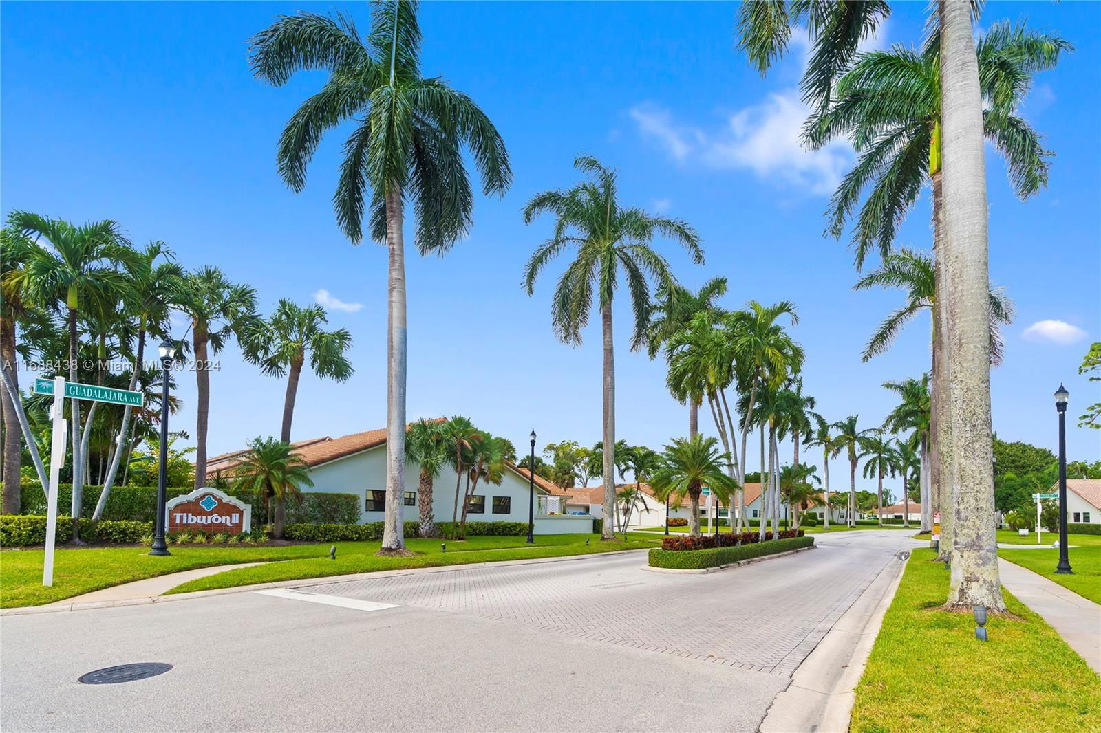 Real estate property located at 21583 Guadalajara Ave N/a, Palm Beach, TIBURON II PH II, Boca Raton, FL