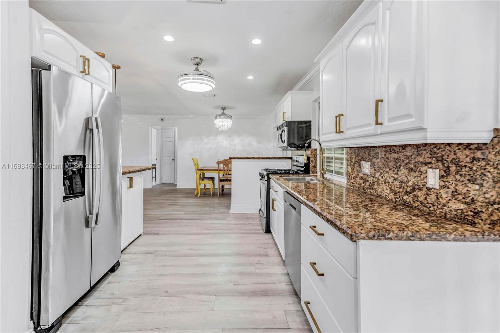 Real estate property located at 12211 29th St, Broward, Sunrise Golf Village Sec, Sunrise, FL