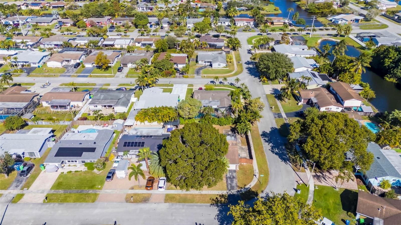 Real estate property located at 12211 29th St, Broward, Sunrise Golf Village Sec, Sunrise, FL