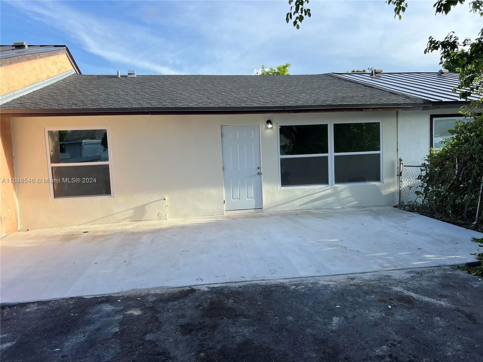 Real estate property located at 18902 46th Ave #18902, Miami-Dade, KINGS GARDENS SEC THREE, Miami Gardens, FL