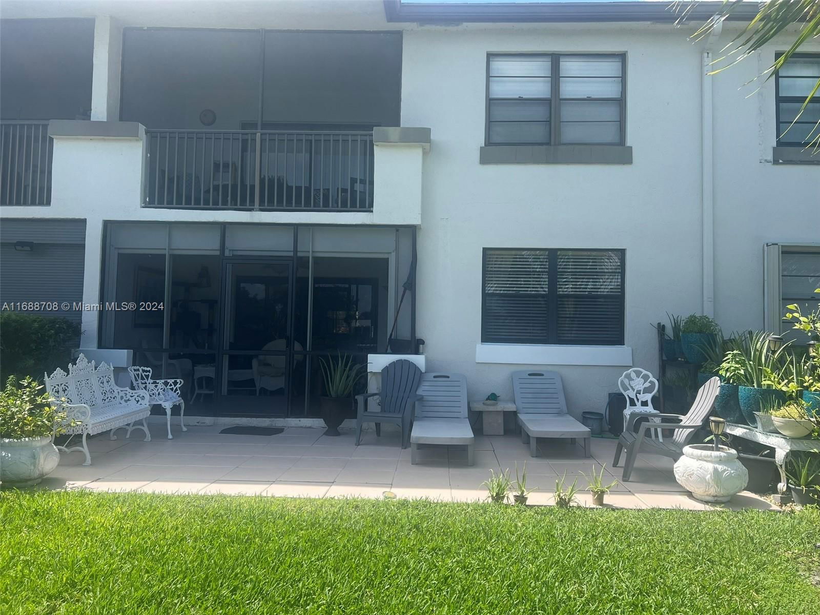 Real estate property located at 9656 Mcnab Rd #105, Broward, TAMARAC GARDENS CONDOMINI, Tamarac, FL