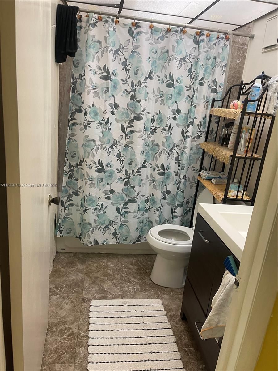 Real estate property located at 3161 47th Ter #301, Broward, Cypress Chase North No 3, Lauderdale Lakes, FL